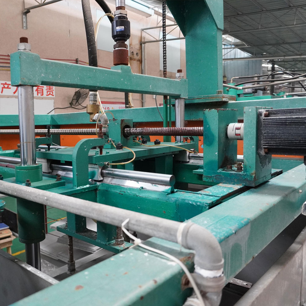Double-cylinder big boardmake-up machine