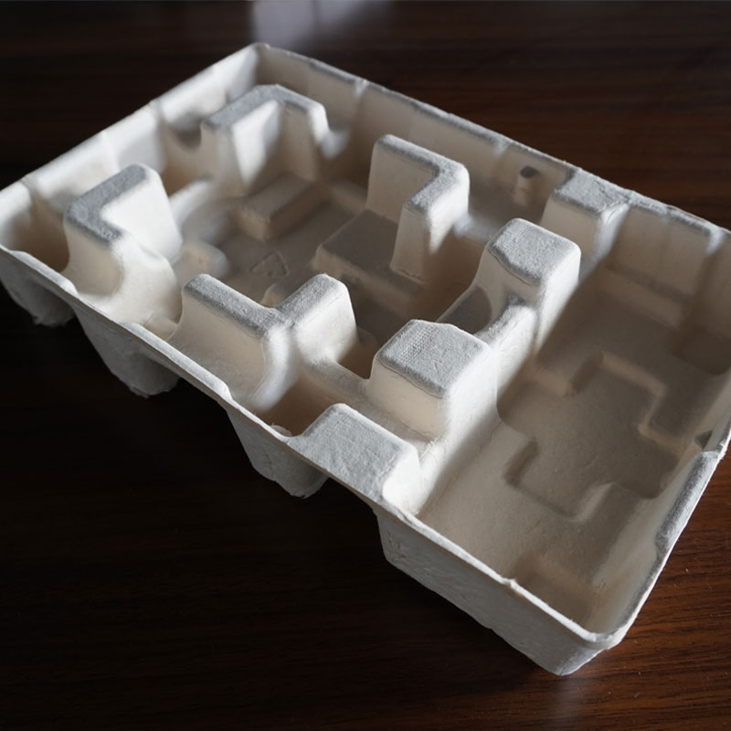 Primary color dry pressing tray