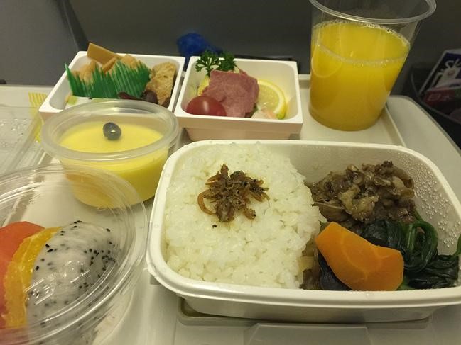 Do you know how to properly use disposable pulp tableware products lunch boxes?